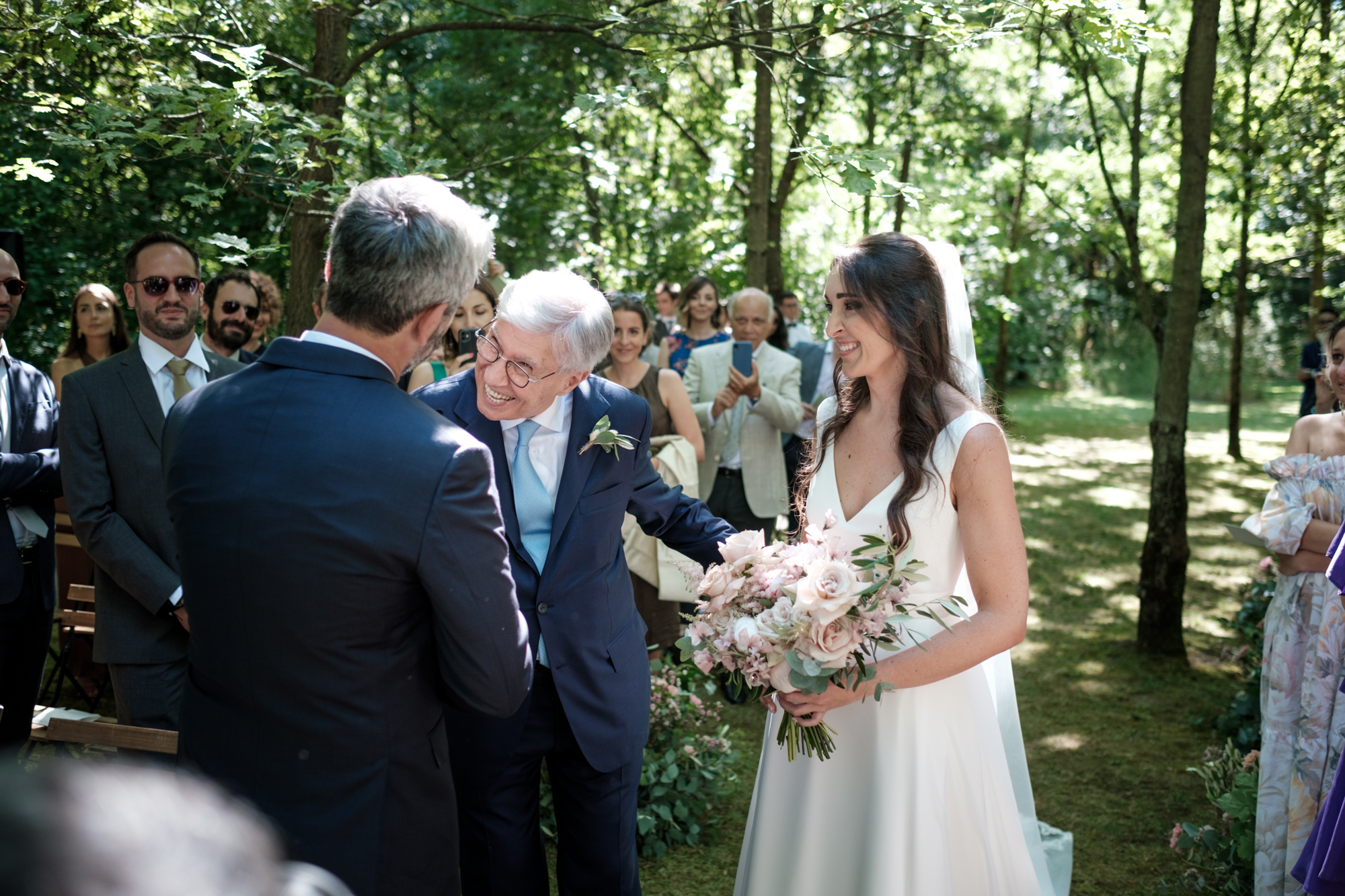 Papà che accompagna la sposa